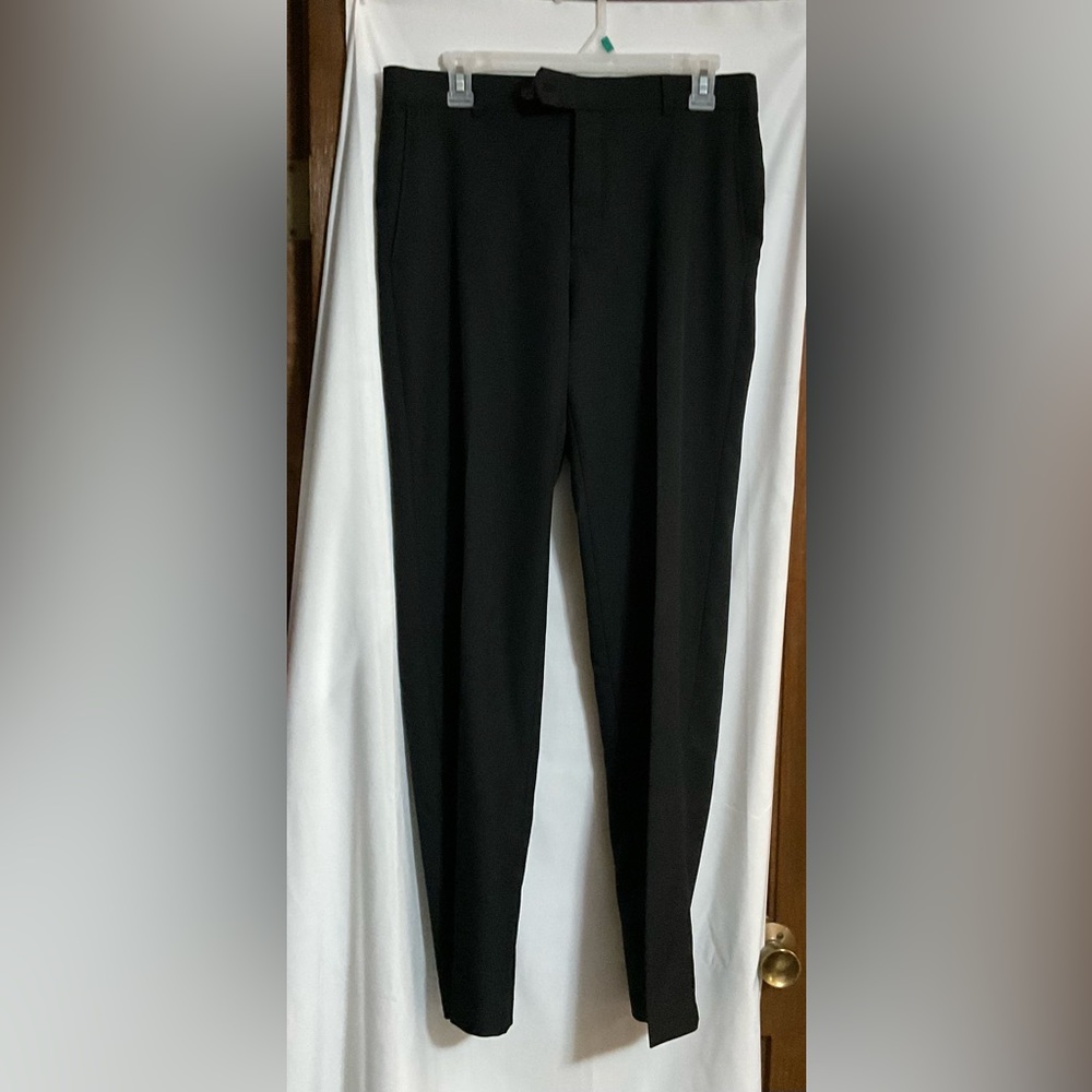 Prewick&Moore: black men’s dress slacks/pants size W32 L32 with button pockets.